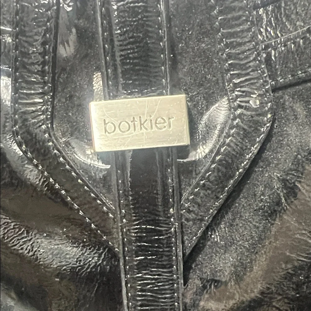 Bookies Black Patent Tote/Shoulder Bag with Two Handles